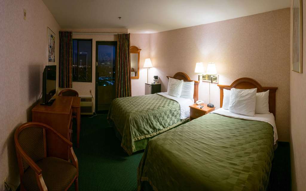 San Bernardino Inn & Suites Kamer foto