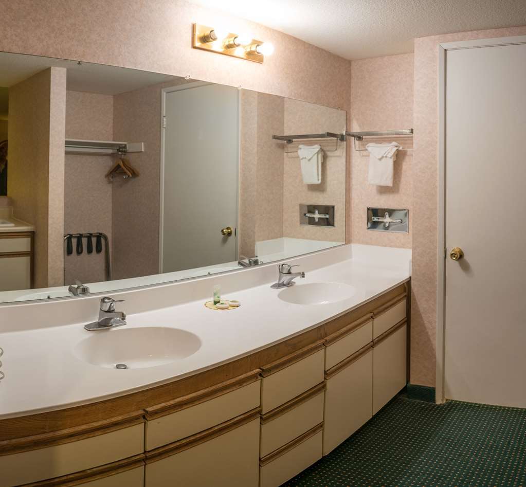 San Bernardino Inn & Suites Kamer foto