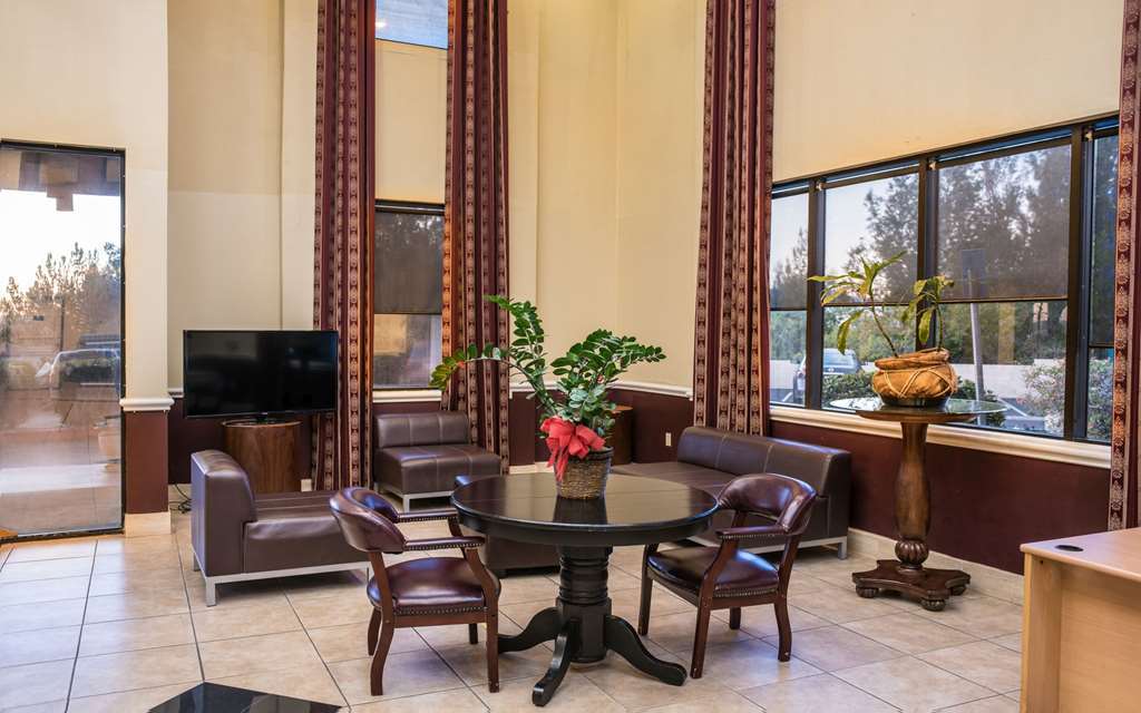 San Bernardino Inn & Suites Interieur foto